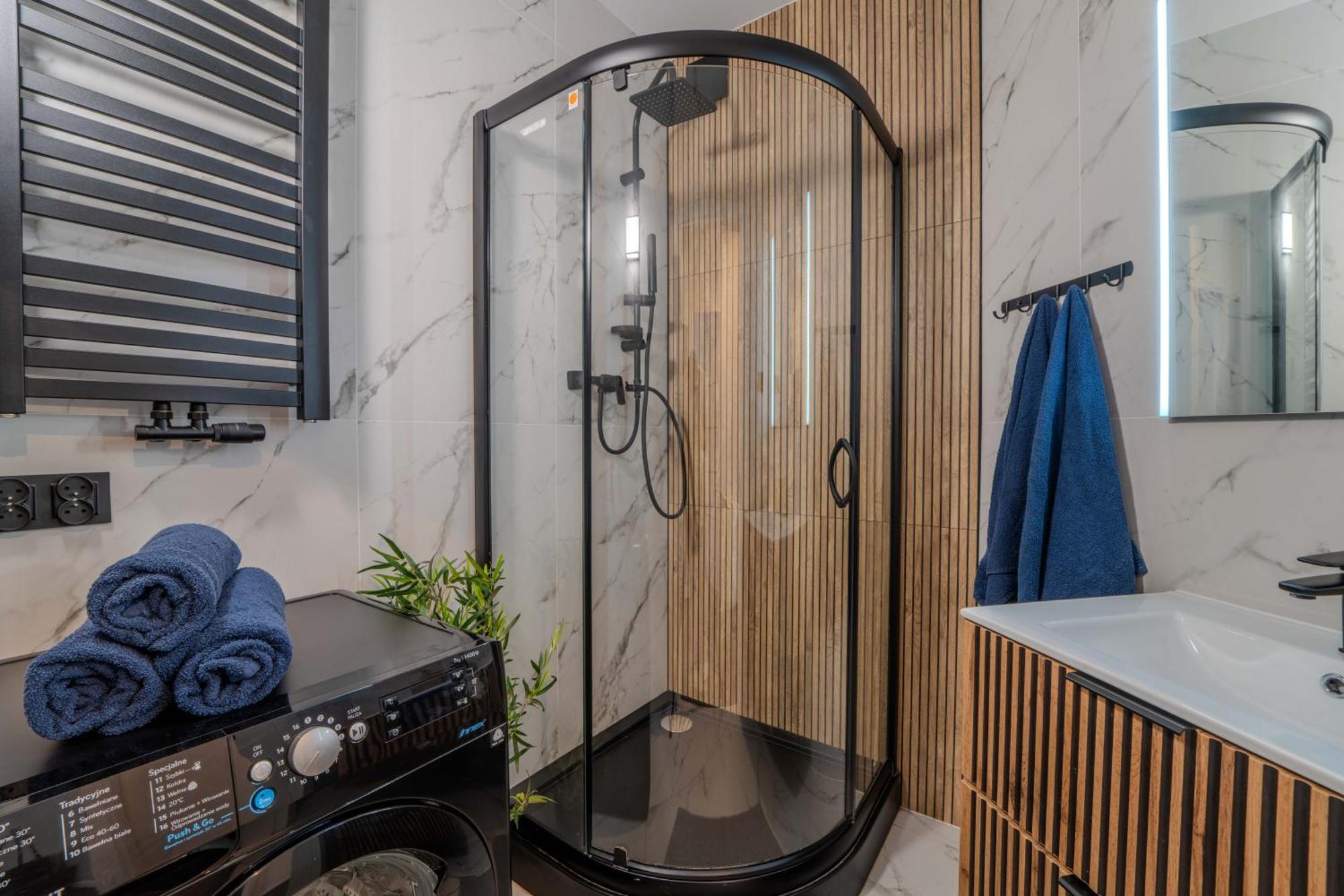 New Large Modern Apartment - City Center - 60M2 - Lift - Parking Вроцлав Екстер'єр фото